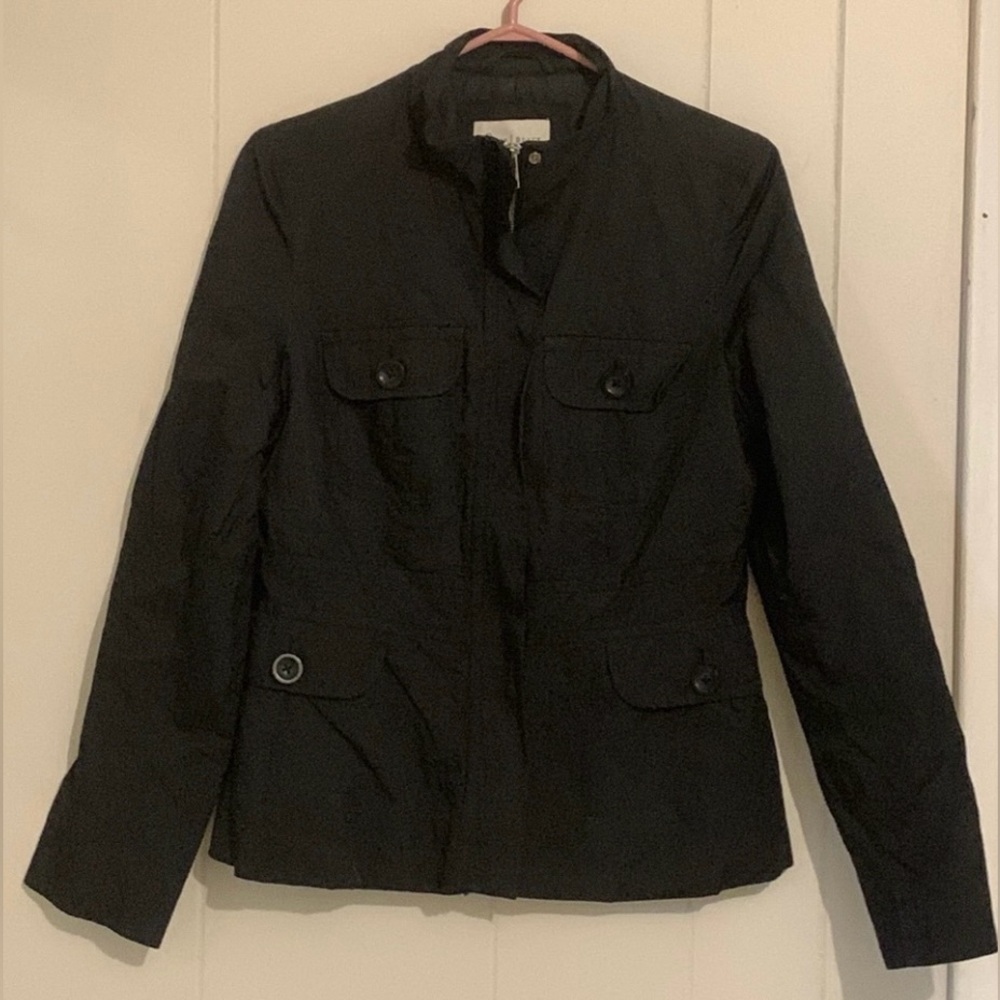 White House Black Market Ladies Fitted Black Jacket. Guc size small